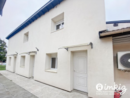 
                                                                                        Vente
                                                                                         Maison 10 pièces de 285m² avec piscine