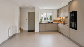 
                                                                                        Vente
                                                                                         Maison 106m2 - Jardin 130m2 et garage