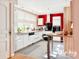 
                                                                                        Vente
                                                                                         Maison 110 m², sous sol complet, jardin