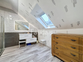 
                                                                                        Vente
                                                                                         Maison 154 m2 centre ville de Saint-Lô 
