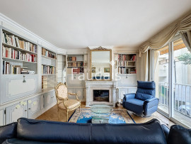 
                                                                                        Vente
                                                                                         Maison 154 m2 centre ville de Saint-Lô 