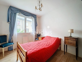 
                                                                                        Vente
                                                                                         Maison 154 m2 centre ville de Saint-Lô 