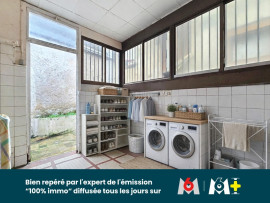 
                                                                                        Vente
                                                                                         Maison  2 chambres- jardin- double garage + un T2 loué en RDC : un achat malin en plein centre de CHÂTEAU-RENAULT