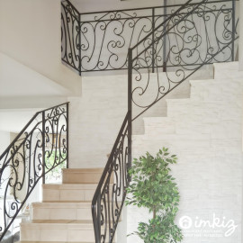 
                                                                                        Vente
                                                                                         Maison 2011 6 pièces 145m2 - Quartier Saint Pierre