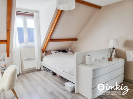 
                                                                                        Vente
                                                                                         Maison 2011 6 pièces 145m2 - Quartier Saint Pierre