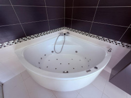 
                                                                                        Vente
                                                                                         Maison 210m2 - 4 chambres - à 5min de BERGERAC