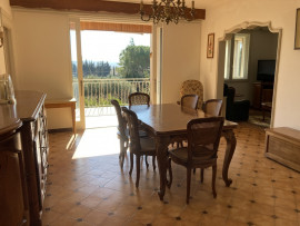 
                                                                                        Vente
                                                                                         Maison 225 m², 3 chbres et garage