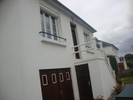 
                                                                                        Location
                                                                                         MAISON 3 CHAMBRES, 2 SDB,  PARFAIT ÉTAT