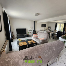 Location
Maison 3 chambres meublée avec jardin
