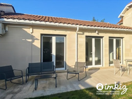 
                                                                                        Vente
                                                                                         Maison 3 pièces  64 m2  - parking et jardin