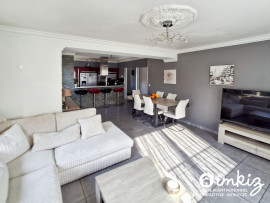 
                                                                                        Vente
                                                                                         Maison 3 pièces