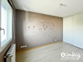 
                                                                                        Vente
                                                                                         Maison 3 pièces 70 m²