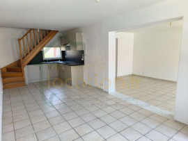 
                                                                                        Location
                                                                                         Maison 3 pièces à Breuvraignes !