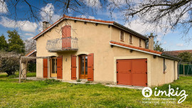 Vente
Maison 3 pièces avec terrain.