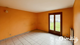 Vente
Maison 3 pièces avec terrain.