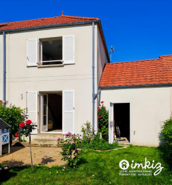 
                                                                                        Vente
                                                                                         Maison 3 pièces située dans un quartier calme