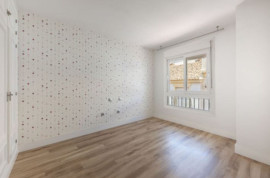
                                                                                        Vente
                                                                                         Maison 4 ch. avec garage à Marbella