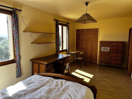 
                                                                                        Vente
                                                                                         maison 4 chambres +bureau sur 750 m²