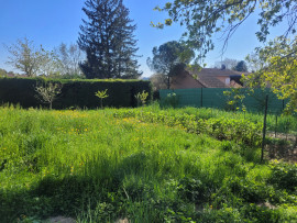 
                                                                                        Vente
                                                                                         MAISON 4 CHAMBRES SUR 663M2 DE TERRAIN AVEC TERRAIN A BATIR