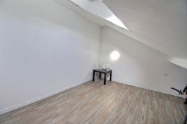 
                                                                                        Vente
                                                                                         Maison 4 chs - plain pied - sous-sol