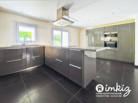 Vente
Maison 4 pièces 100m² avec piscine