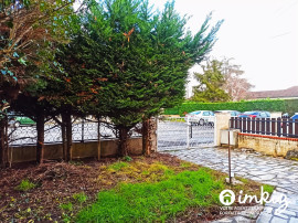 
                                                                                        Vente
                                                                                         Maison 4 pièces , 3 chambres , jardin au calme