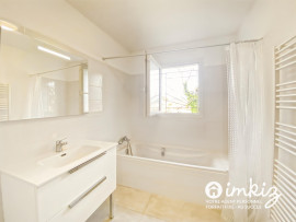 
                                                                                        Vente
                                                                                         Maison 4 pièces