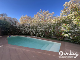 
                                                                                        Vente
                                                                                         Maison 4 pièces