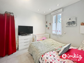 
                                                                                        Vente
                                                                                         Maison 4 pièces