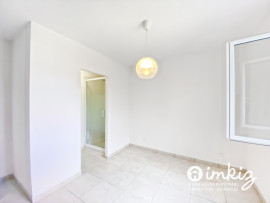 
                                                                                        Vente
                                                                                         Maison 4 pièces