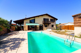 
                                                                                        Vente
                                                                                         Maison 4 pièces