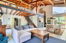 
                                                                                        Vente
                                                                                         Maison 4 pièces