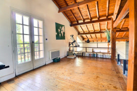 
                                                                                        Vente
                                                                                         Maison 4 pièces
