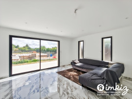 
                                                                                        Vente
                                                                                         Maison 4 pièces