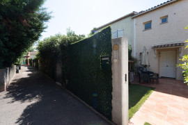 
                                                                                        Vente
                                                                                         Maison 4 pièces