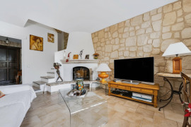 
                                                                                        Vente
                                                                                         Maison 4 pièces