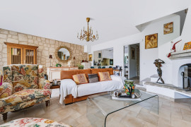 
                                                                                        Vente
                                                                                         Maison 4 pièces