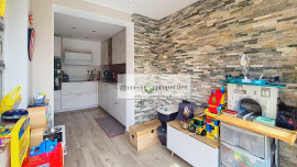 
                                                                                        Location
                                                                                         Maison  - 4 pièces  - 82.03 m²