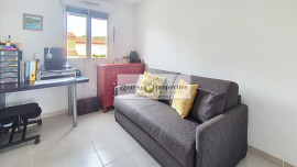 
                                                                                        Location
                                                                                         Maison  - 4 pièces  - 82.03 m²