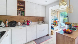 
                                                                                        Location
                                                                                         Maison  - 4 pièces  - 82.03 m²