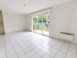 Vente
                                                                                MAISON 4 PIECES - 90m2