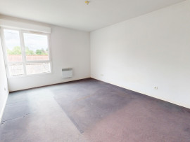 Vente
                                                                                MAISON 4 PIECES - 90m2