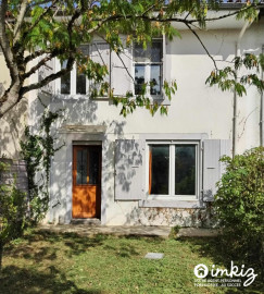 Vente
Maison 4 pièces, avec dépendances