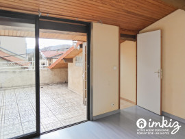 
                                                                                        Vente
                                                                                         Maison 4 pièces avec terrasse