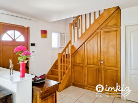 Vente
Maison 4 pièces+ garage + grand jardin