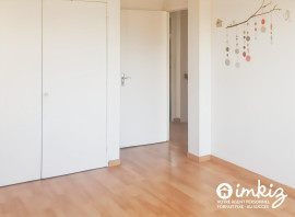 
                                                                                        Vente
                                                                                         Maison 4 pièces,parking , piscine tennis medecin