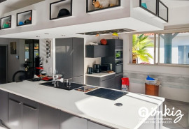 
                                                                                        Vente
                                                                                         Maison 5 p. piscine, dépendances - plage à pieds