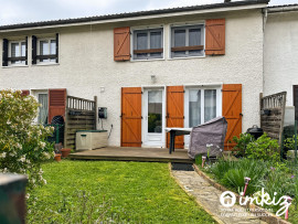 
                                                                                        Vente
                                                                                         Maison 5 pièces 3 chambres, jardin et box