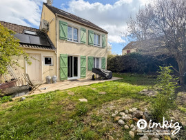 
                                                                                        Vente
                                                                                         Maison 5 pièces/5 chambres salon double