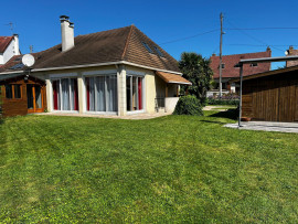 
                                                                                        Vente
                                                                                         Maison 5 pièces
